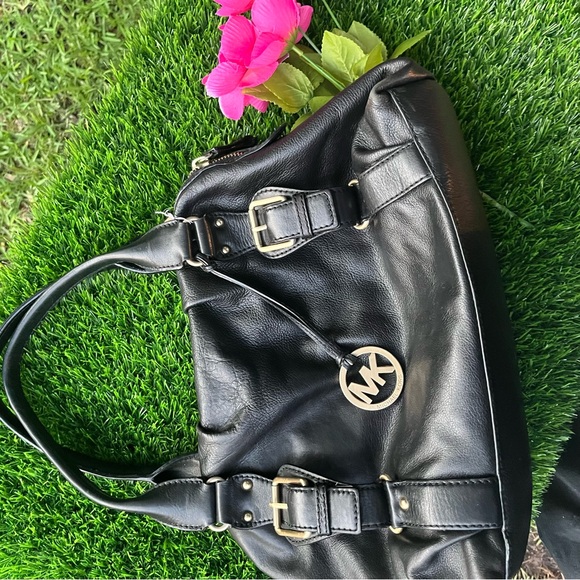 MICHAEL KORS BLACK LEATHER SATCHEL HANDBAG PURSE - Picture 14 of 14